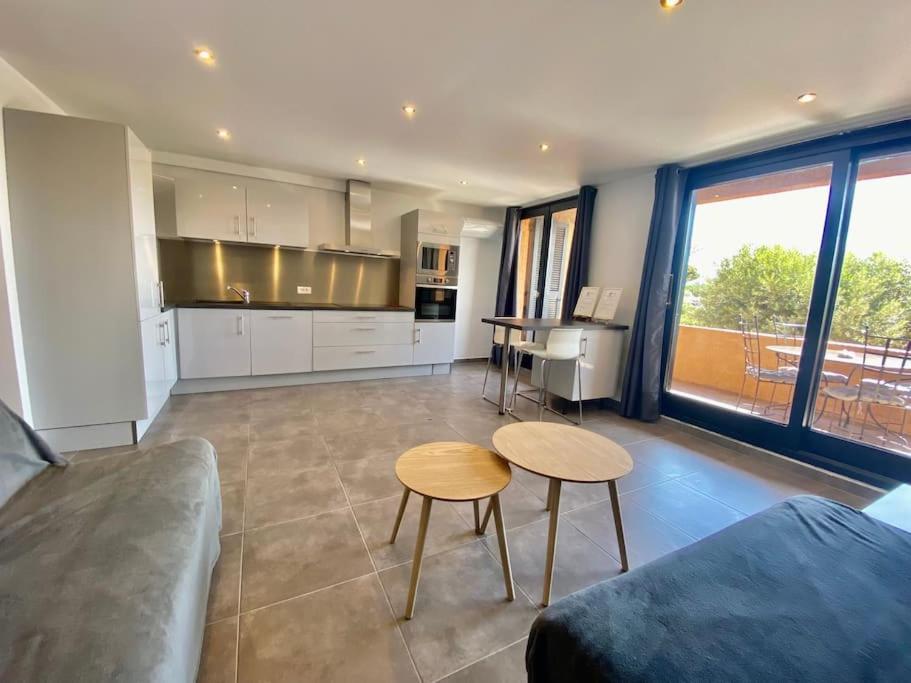 Marinesappartement, La Marina Tropezienne Saint-Tropez Eksteriør billede